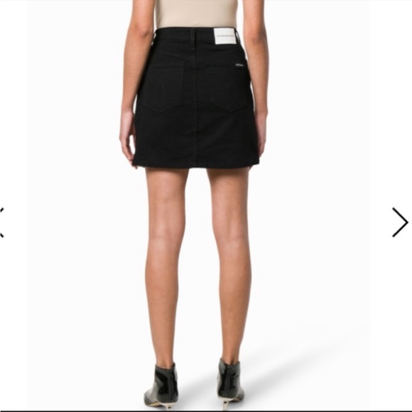 NWOT Calvin Klein Jean Skirt Denim High Rise Mini Skirt in Black - Picture 3 of 15